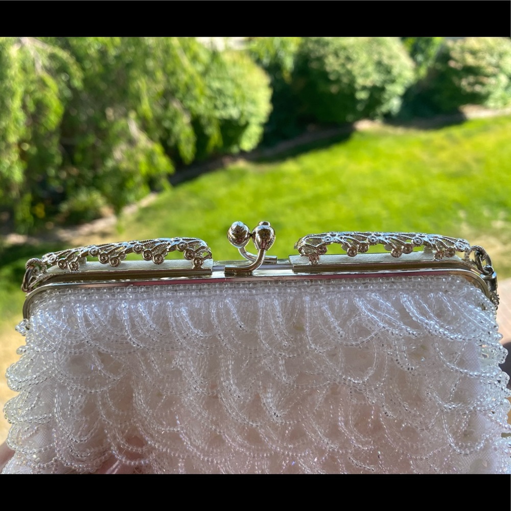 Small white stringed gem bag - Picture 2 of 4